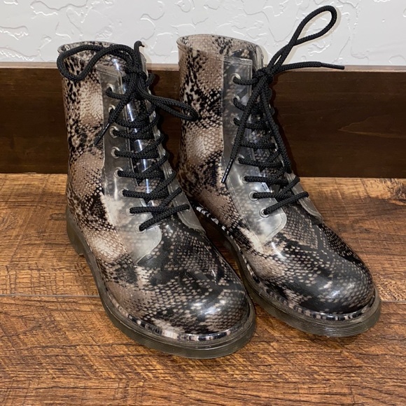 QUPID Jelly Python Lace Up Combat Moto Waterproof Boots “Dr. Marten-Inspired” - Picture 2 of 12